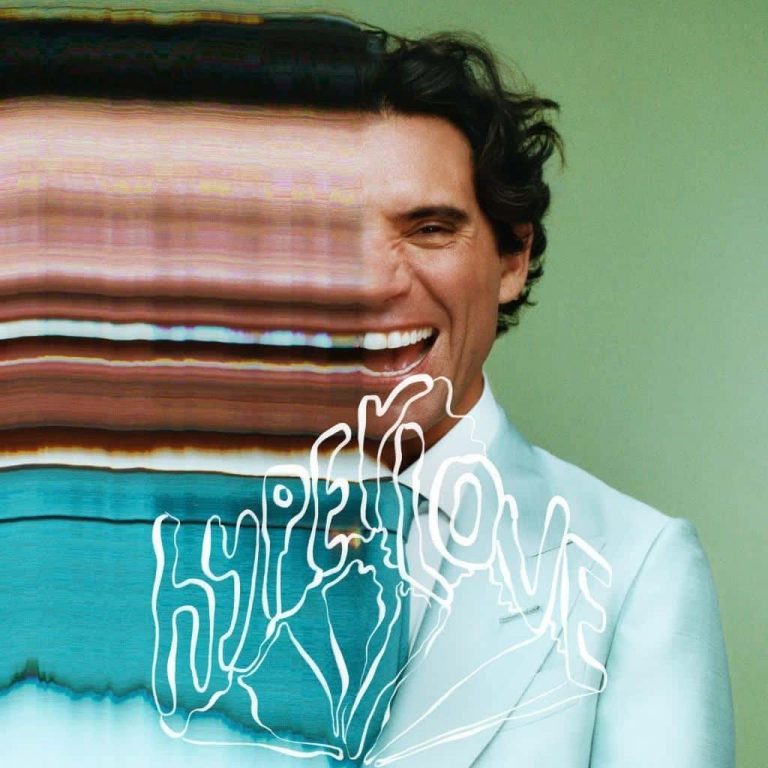 213127-mika-hyperlove-768x768.jpg